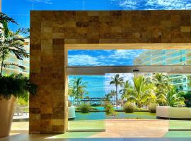 Beachfront Condo DelCanto Resort, Hotel in Nuevo Vallarta