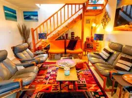 Retro Dunes Venus Bay - WiFi, Netflix, BBQ, linens, pets OK