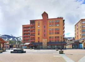 1 Bedroom Ski In, Ski Out Mountain Vacation Rental Located Next To Historic Main Street In Downtown Breckenridge