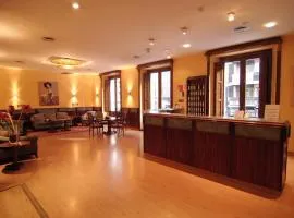 Hostal Cataluña