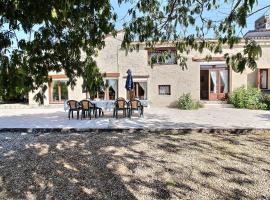 VILLA AVEC PISCINE PRIVÉE CHAUFFEE option 10 personnes en DORDOGNE, maison de vacances à Minzac