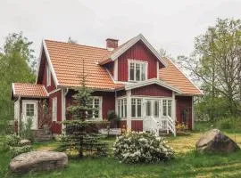 2 Bedroom Amazing Home In Markaryd