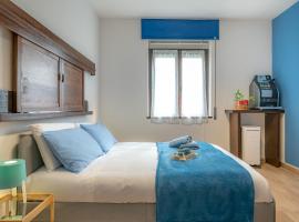 Bilocale blue relax, hotel econômico em Erba