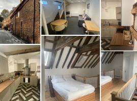 Loaf 2 at The Old Granary Converted Town Centre Barn, vacation rental in Beverley