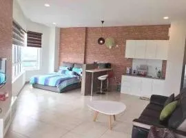 Octagon -16 Ipoh High City View Condo Homestay