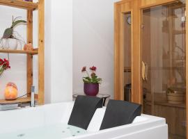 Ragaraja private suite & SPA, Hotel mit Whirlpools in Pordenone