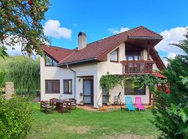 Clara Valis - Village House, cottage a Doľany