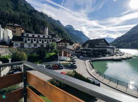 Una Civetta sul Lago, hotell i Alleghe