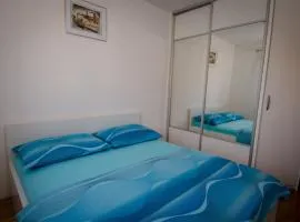 Apartments and Rooms Mišić