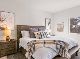 New 2 Bed 2 Bath Near Perry Dist and DT, hotel en Spokane