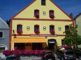 Hotel-Pension Schwarzer Adler, hotel v destinaci Nabburg