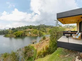 Espectacular Villa al frente de la represa de Guatapé con jacuzzi y BBQ