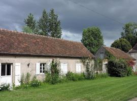 Gîte Treteau, 2 pièces, 2 personnes - FR-1-489-64, cottage à Tréteau