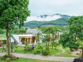 Bavi Myan Maison, hotel v destinaci Yên Cư