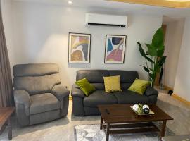 Walking Street Condo Beautiful 1 king bedroom, serviced apartment in Angeles