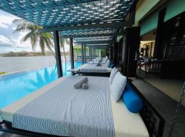 THE BLOSSOM RESORT ISLAND - All Inclusive, hotel cerca de Asia Park Danang, Da Nang