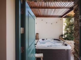 Andama Luxury Suites, hótel í Pano Lefkara