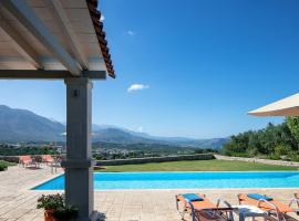 Villa Luni, hotel cu piscine din  Episkopi (Chania)