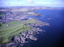 Churches, hotelli kohteessa Eyemouth