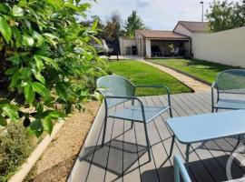 Gîte la bulle avec jardin à 15 min des plages, maison de vacances à Saint-Benoist-sur-Mer