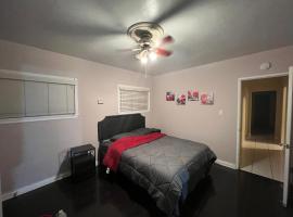 Lucky House, vacation rental in Long Beach