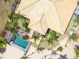 Villa Guaiuba linda casa com piscina e vista por mar !