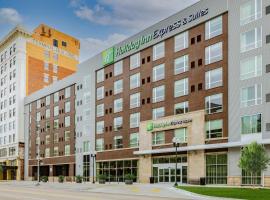 Holiday Inn Express & Suites - Lincoln Downtown by IHG, khách sạn gần Sân bay Lincoln - LNK, Lincoln