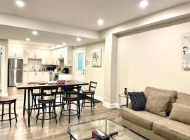 Charming, Comfortable Bsmt Apartment in Pickering, homestay in Pickering