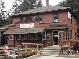 Old Towne Inne Chuckwagon Bar & Grill, hotel i Boston Bar