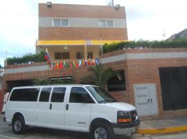 HOTEL MUEVETE POR VARGAS