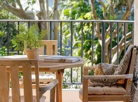 4 Parkshores Coastal Retreat Close to Beach Private Outdoor Spaces