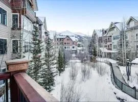Luxury 3 Bedroom Breckenridge Vacation Rental With Mountain Views Steps From Historic Main Street