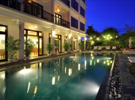 Sunshine Hoian Hotel、ホイアンのホテル