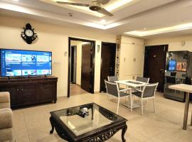 Bright & Beautiful 1 Bed Apt In Bahria Town – obiekty na wynajem sezonowy w mieście Rawalpindi