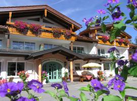 Landhotel Berghof, hotel near Sonnenhang Ski Lift, Bad Hindelang