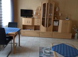 Ferienwohnung Bruss、ザールルイのホテル