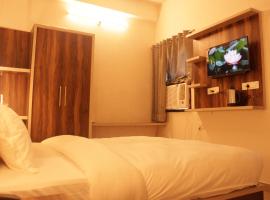 Paradise Inn, hotel Neemranában