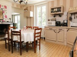 Charmante maison jardin &agrave; 100 m&egrave;tres du Clos Luc&eacute;