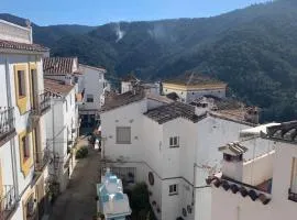 Casa Isabel, naturaleza y descanso en la serranía.