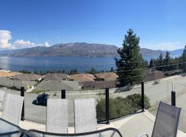 Blue View Family Getaway, hotell i Peachland