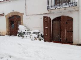 LES LLÚDRIGUES. Casa Loft con encantadora terraza