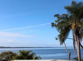 Tuggerah lakefront 4 bed 2 bath home with stunning views