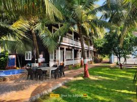 Casa Seaesta Beach Cottages and Suites, luxury tent in Arambol