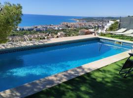 The Villa Sunlight, viešbutis Sitgese, netoliese – Sitgeso Aiguadolç prieplauka