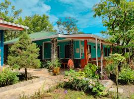 Hotel Gitana Corcovado, y Tour operador – hotel w mieście Bahía Drake