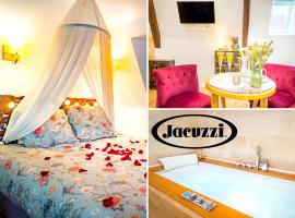 Jacuzzi® - La petite Romantique - FloBNB, apartmen di Laon