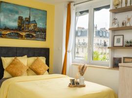 Paris Homestay of Happyness, guest house in Le Kremlin-Bicêtre