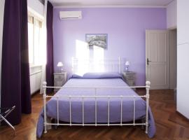 B&B Cento Passi Dalle Mura: Lucca şehrinde bir otel