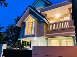 The Oval House, Kochi - Approved by Kerala Tourism - Exclusively for Families