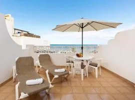 Home2Book Charming Casa Marinera, Terrace